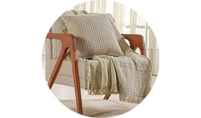 manta decorativa para sofa waffle 100 algodao amendoa detalhes